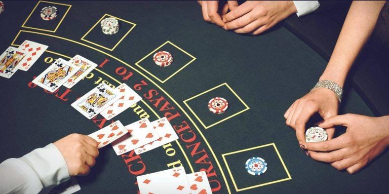 Tìm hiểu cách tính điểm đúng trong game Blackjack